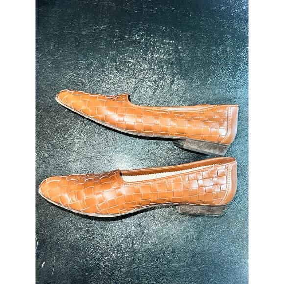 Amalfi Made In Italy Ladies Vintage Woven Leather Loafer - size 7 - Picture 3 of 6